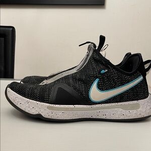 NIKE PG 4 BASKETBALL SNEAKERS MENS SIZE 11.5